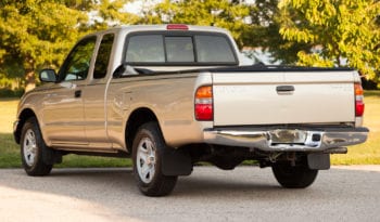2004 Toyota Tacoma Xtracab, CarFax Certified full