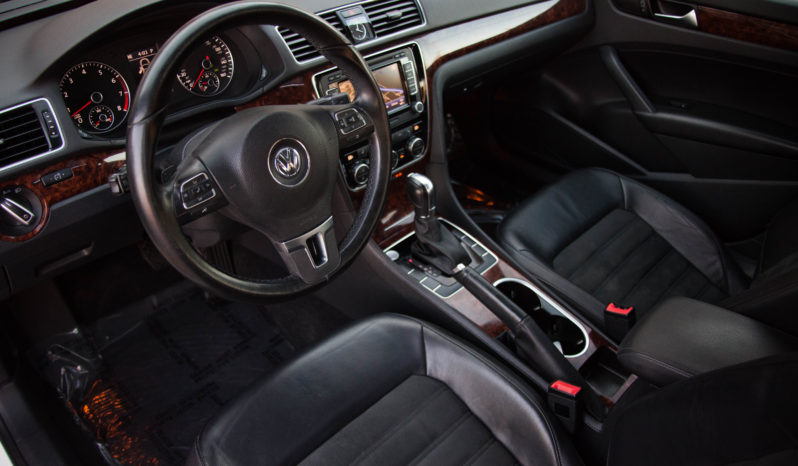 2013 Used Volkswagen Passat For Sale full