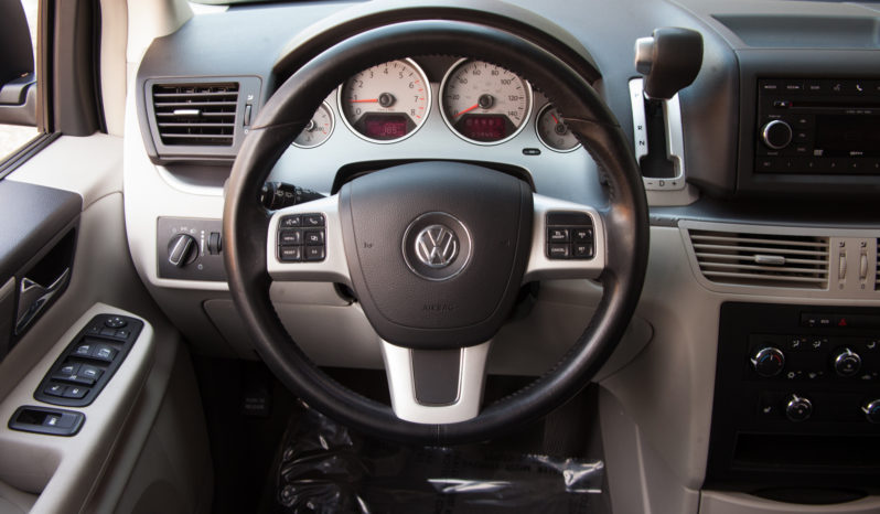 2011 Used Volkswagen Routan SE For Sale full