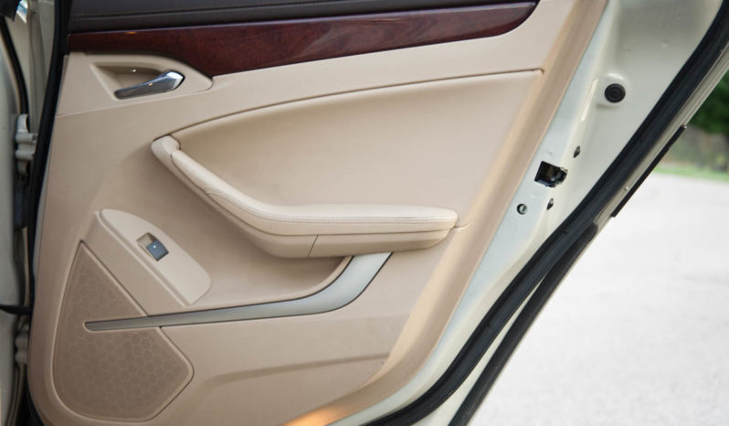 2010 Cadillac CTS – Heated & Ventilated Seats, AWD, Navigation full