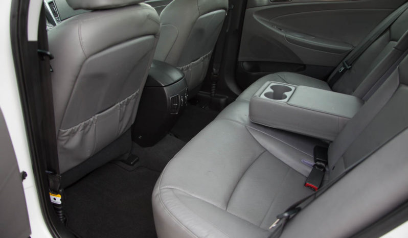 2012 Hyundai Sonata Hybrid, Cold Weather Package, NAV System full