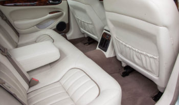 2000 Jaguar XJ8, Premium Alloy Wheels, Low Mileage full