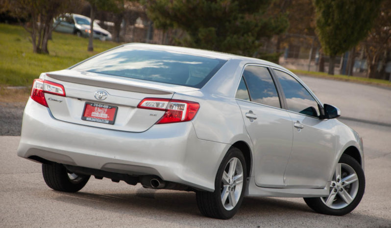 2014 Toyota Camry, Bluetooth, Sunroof, Sport Package full