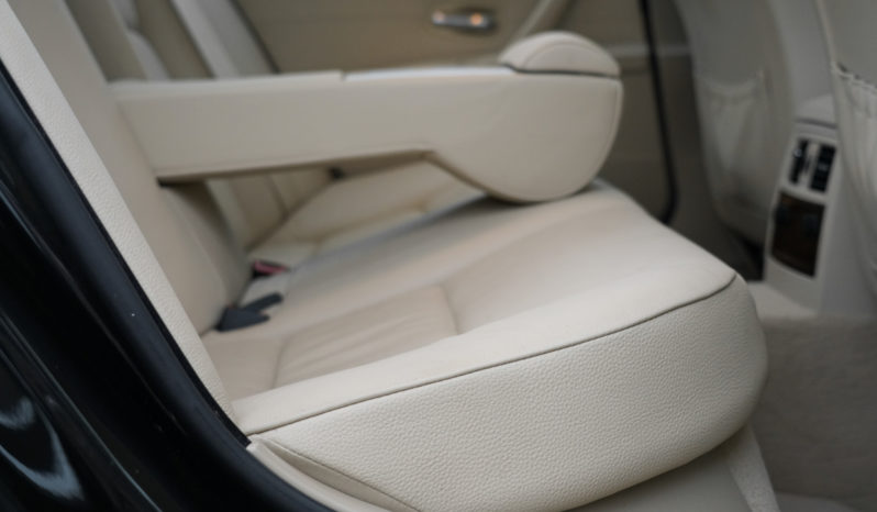 2010 BMW 528i, NAV, Leather Seats, Sunroof full