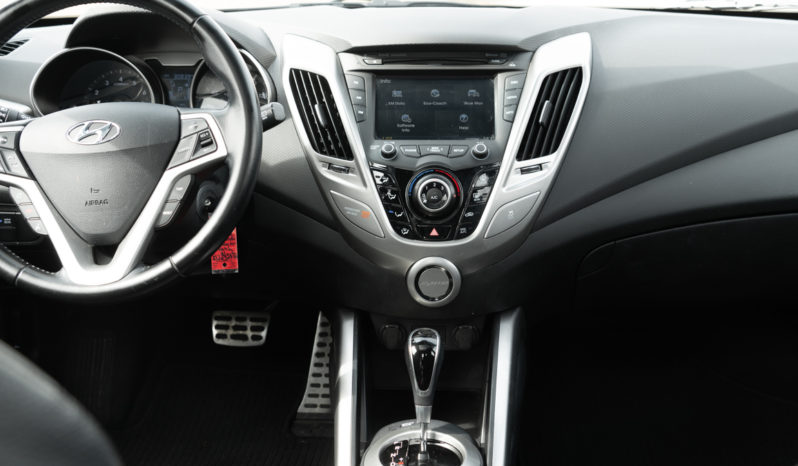 2015 Hyundai Veloster Coupe 3D, Satellite Radio, Bluetooth Wireless, Backup Camera, Sunroof, Alloy Wheels, Premium Sound full