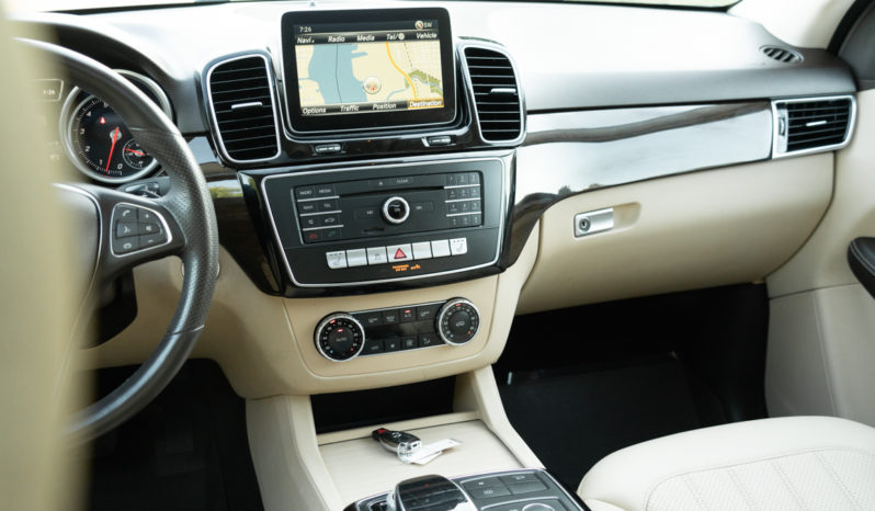 2016 Mercedes-Benz GLE 350 4MATIC, AWD, NAV, Heated Leather Seats, Premium Sound full