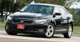 2015-ford-taurus-sel01